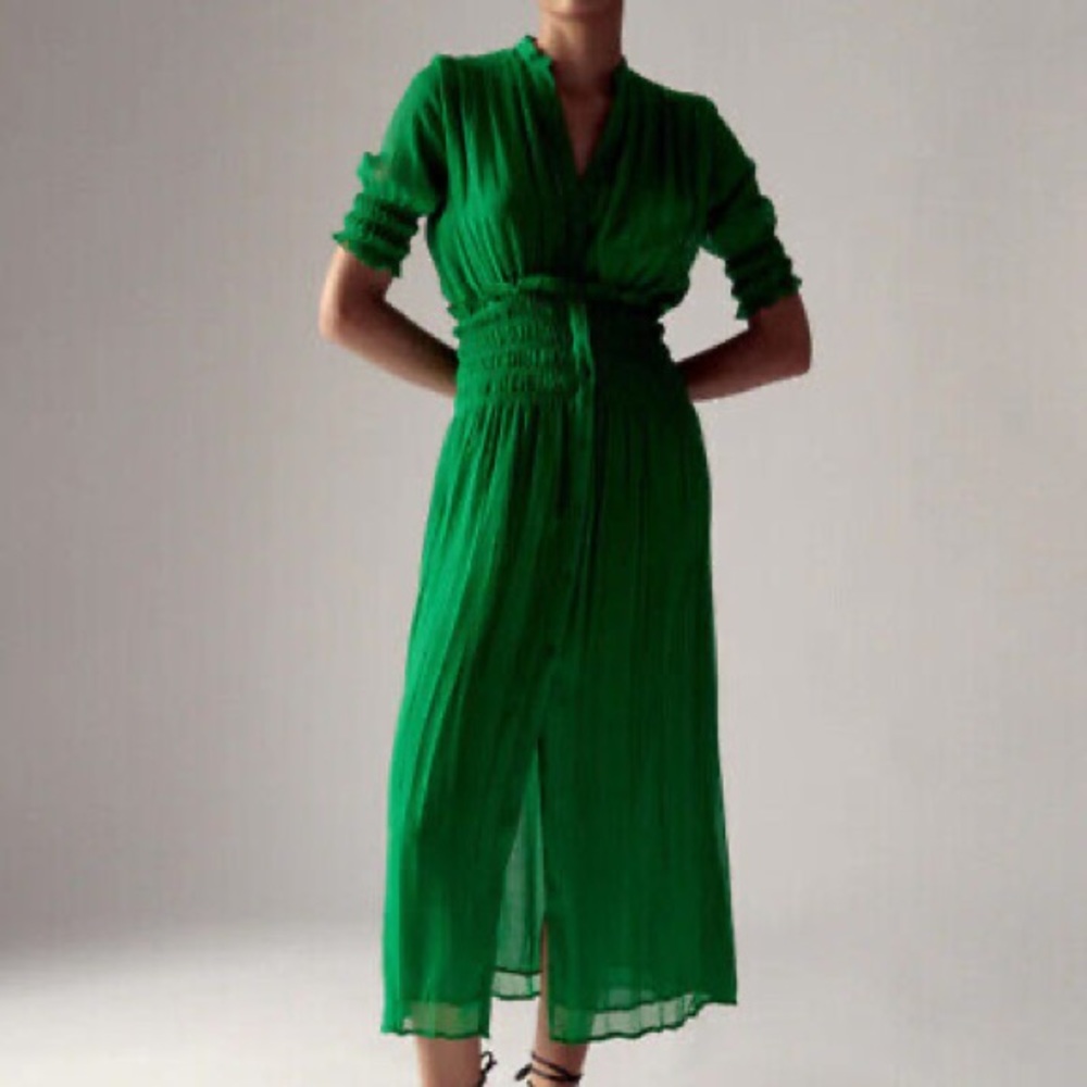 ZARA MIDI GREEN PLEATED DRESS SIZE SMALL